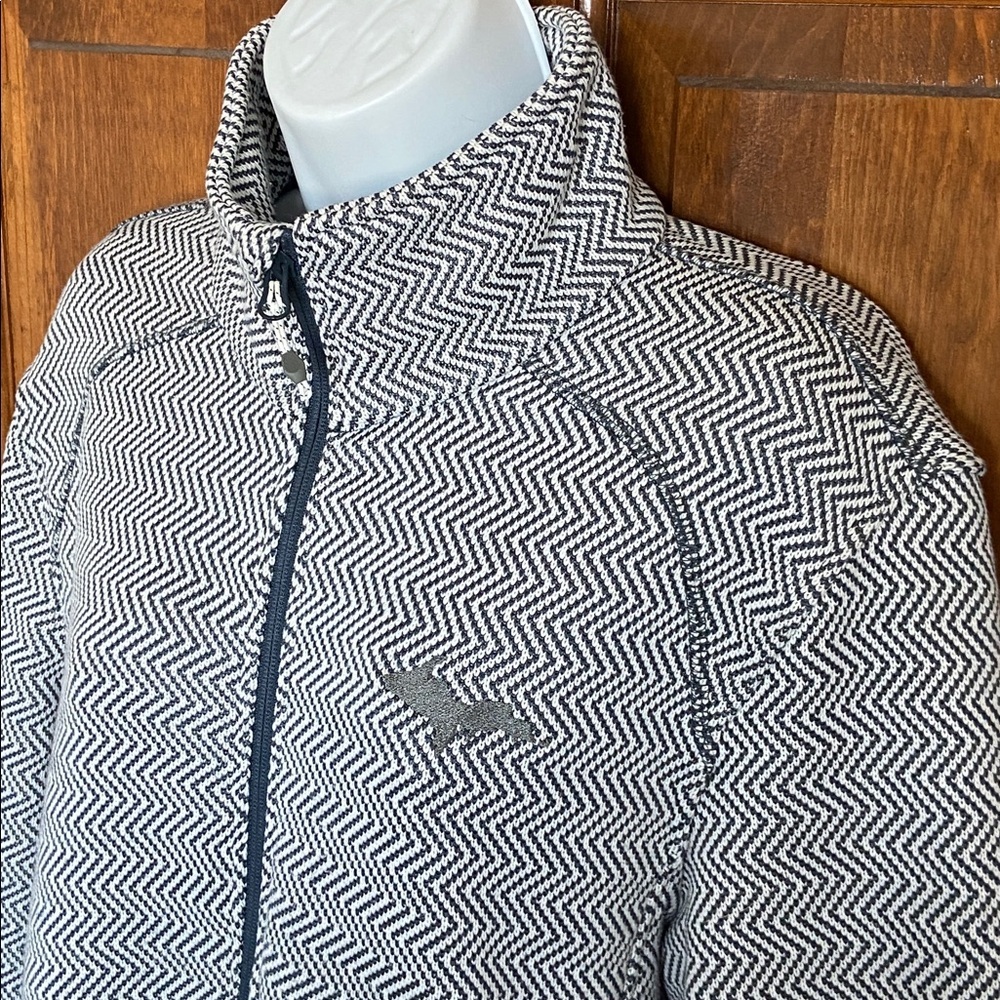 Landway Outerwear Full Zip Sweater Knit Fleece Mens U.P. Classic Fit Size Large